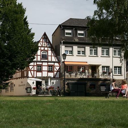 Alte Winzerschenke Hotel Bruttig-Fankel Kültér fotó